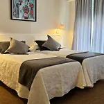 Hotel Nest Style Santiago 3*