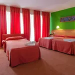 Hotel Nest Style Santiago 3*