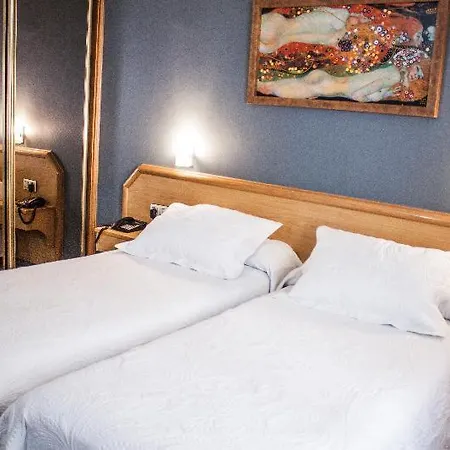 Nest Style Santiago Hotel