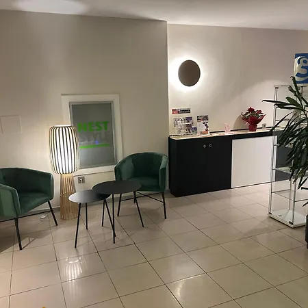 Nest Style Santiago Hotel 3*