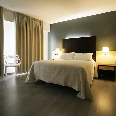 Hotell Nest Style Santiago 3*
