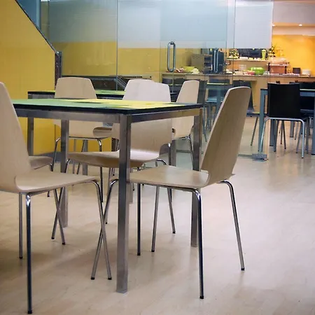 Ξενοδοχείο Nest Style Santiago 3*