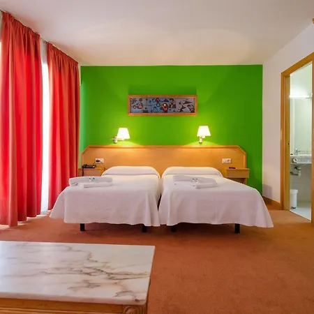 Nest Style Santiago Отель 3*