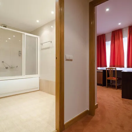 Nest Style Santiago 3*