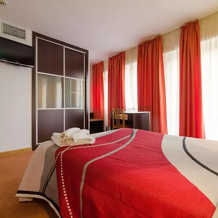 Nest Style Santiago 3*