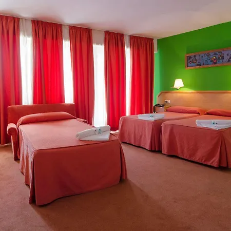 Ξενοδοχείο Nest Style Santiago 3*