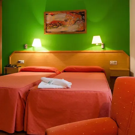 Nest Style Santiago 3*