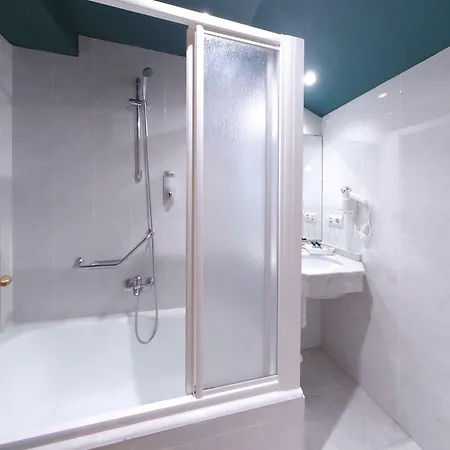 Nest Style Santiago 3* Σαντιάγο ντε Κομποστέλα