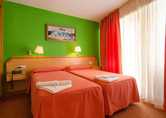 Nest Style Santiago 3*