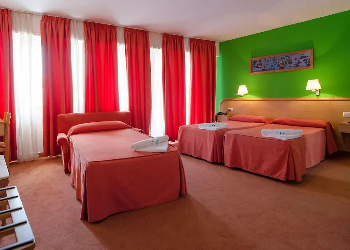 Hotell Nest Style Santiago 3*