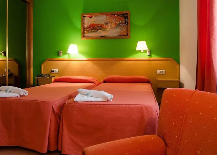 Nest Style Santiago 3*