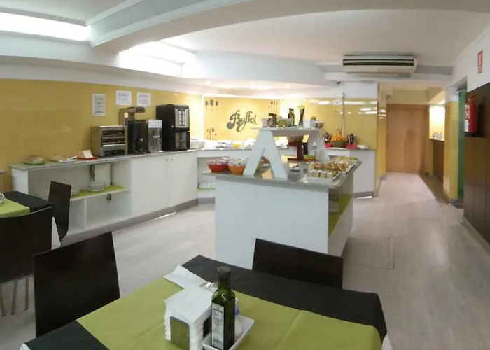 Hotel Nest Style Santiago 3*